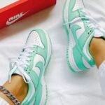 SB Dunk Low 'Green Glow' (Replika)