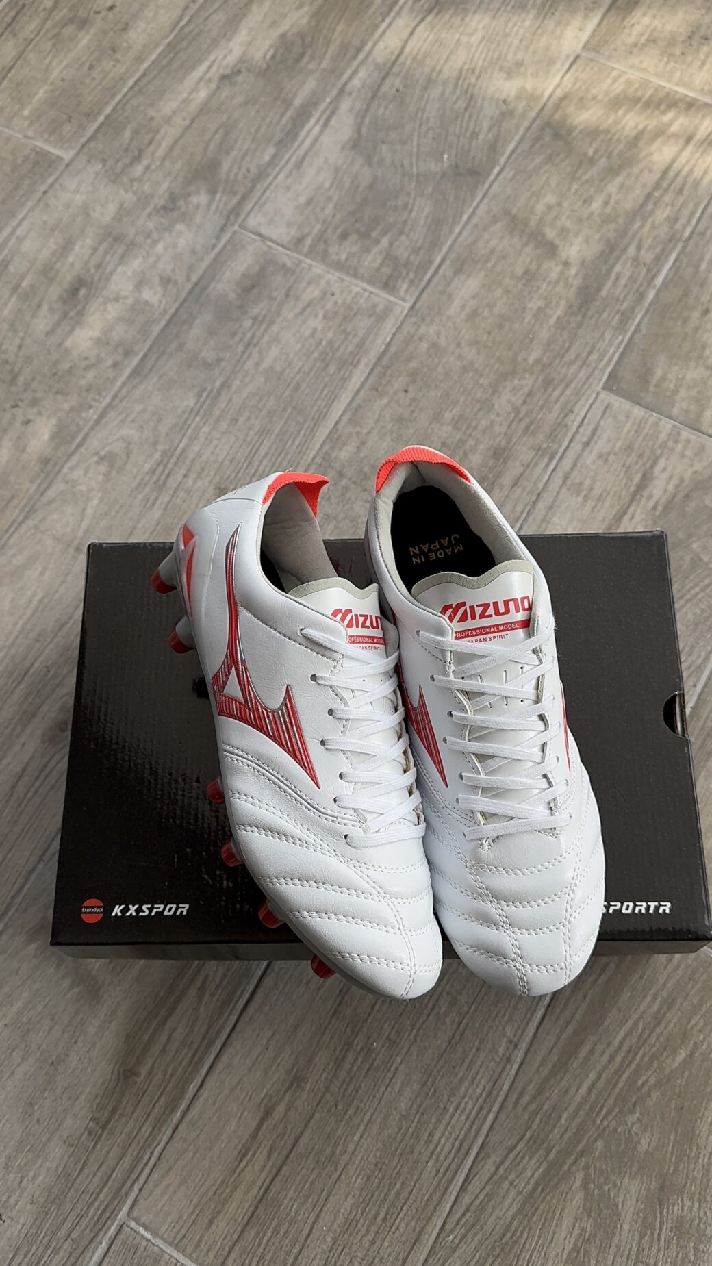 Yeni Mizuno Morelia Neo 'Elite Seviye' - Image 3