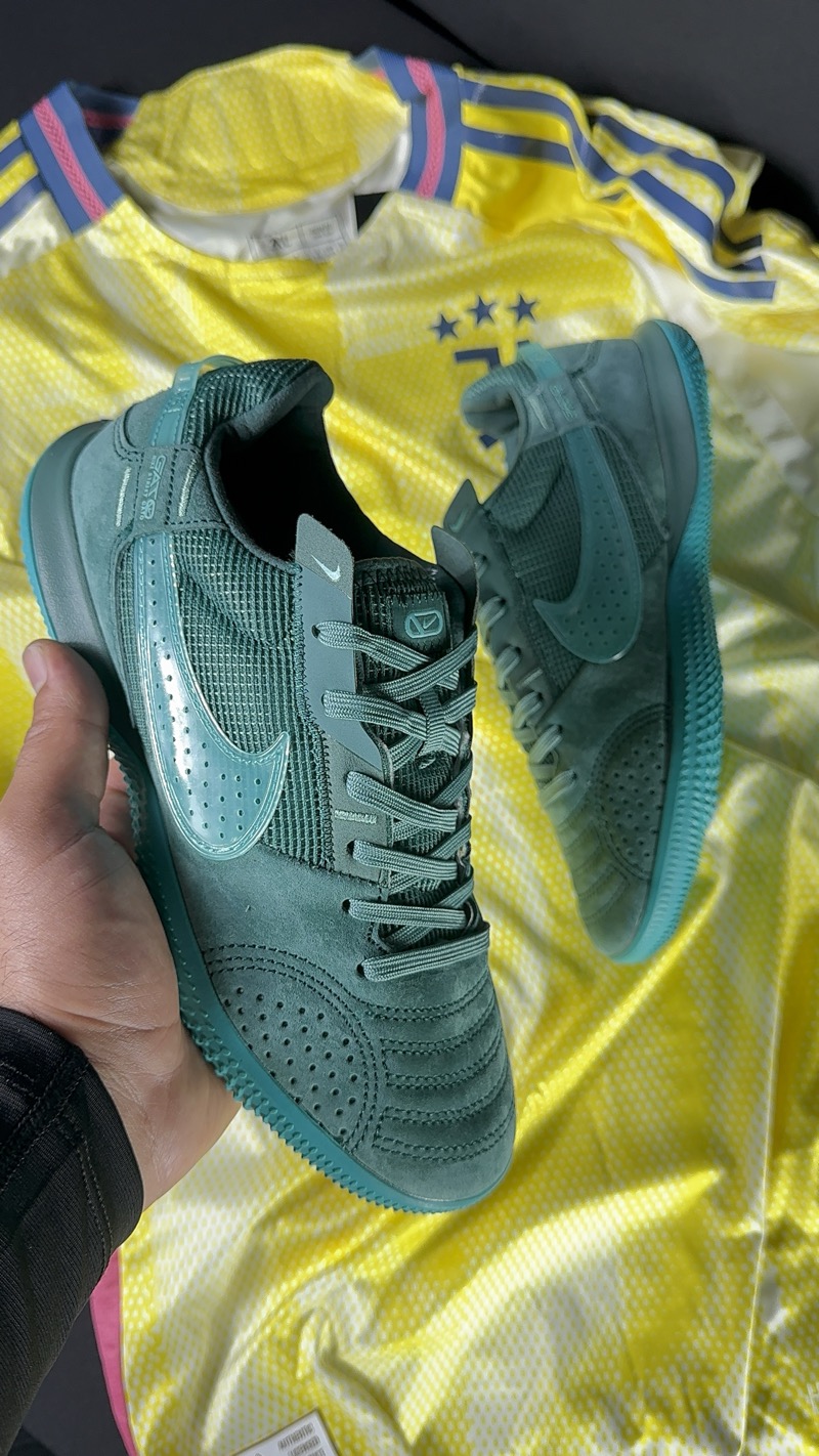 Yeni Lunar Gato Street/Futsal 'Elite Seviye' – kramponx.com
