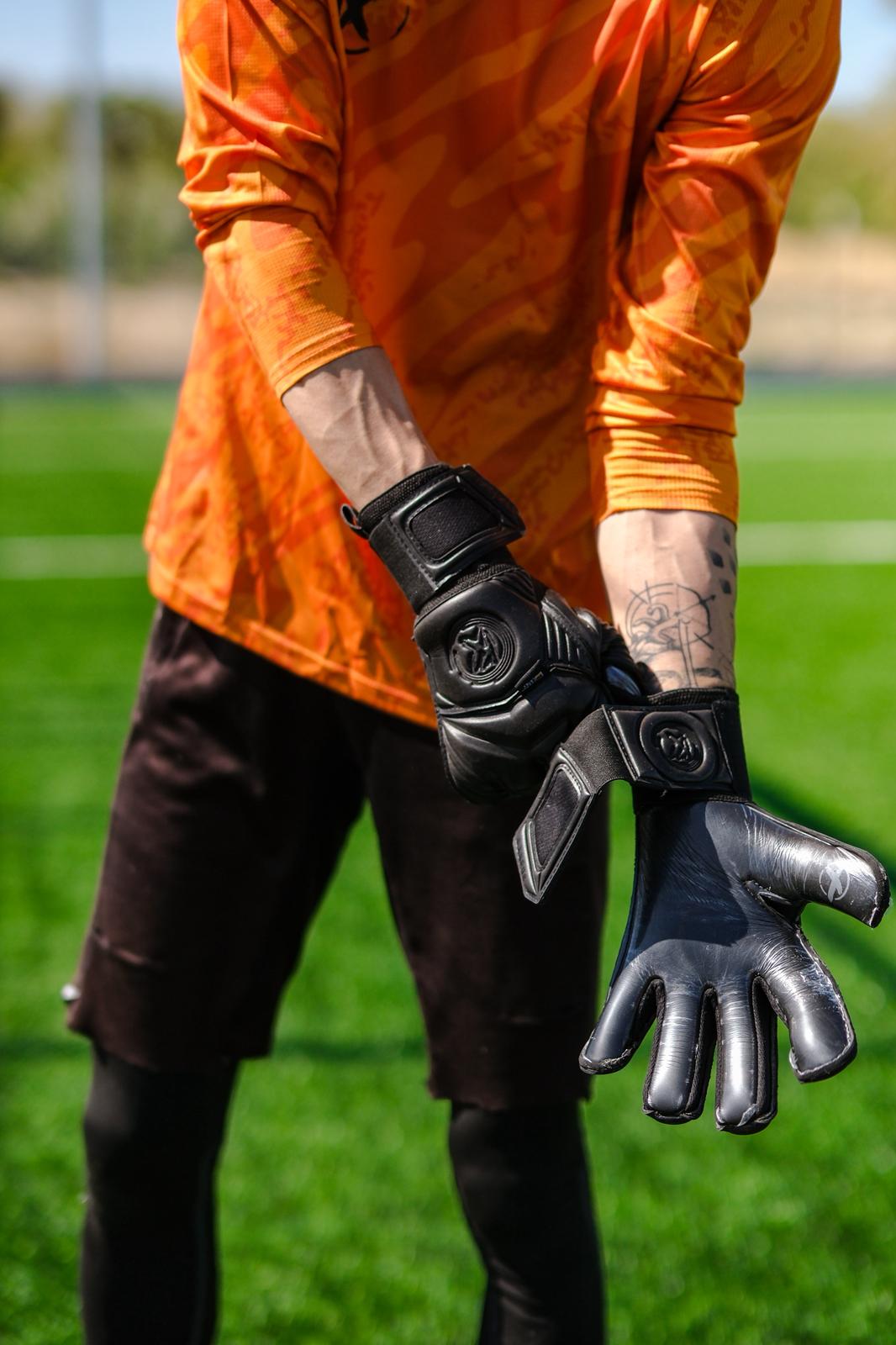 Kx ‘Strong’ Profesyonel Kaleci Eldiveni - Image 7