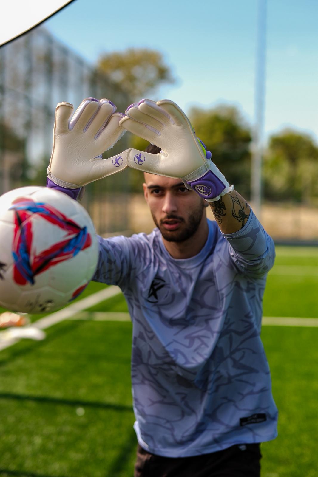 Kx ‘Strong’ Profesyonel Kaleci Eldiveni - Image 8