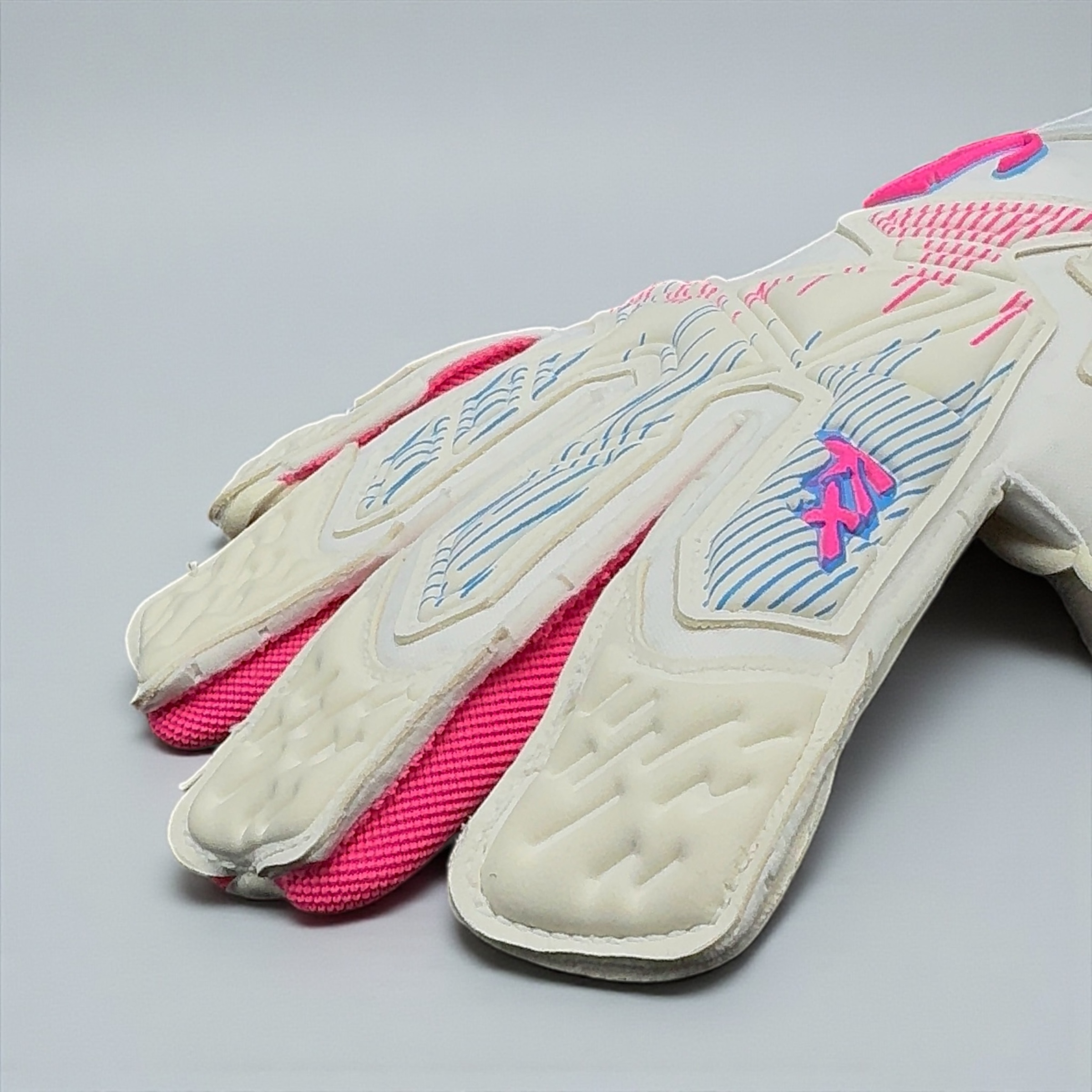 Yeni Kx -CLAW- Profesyonel Kaleci Eldiveni - Image 11