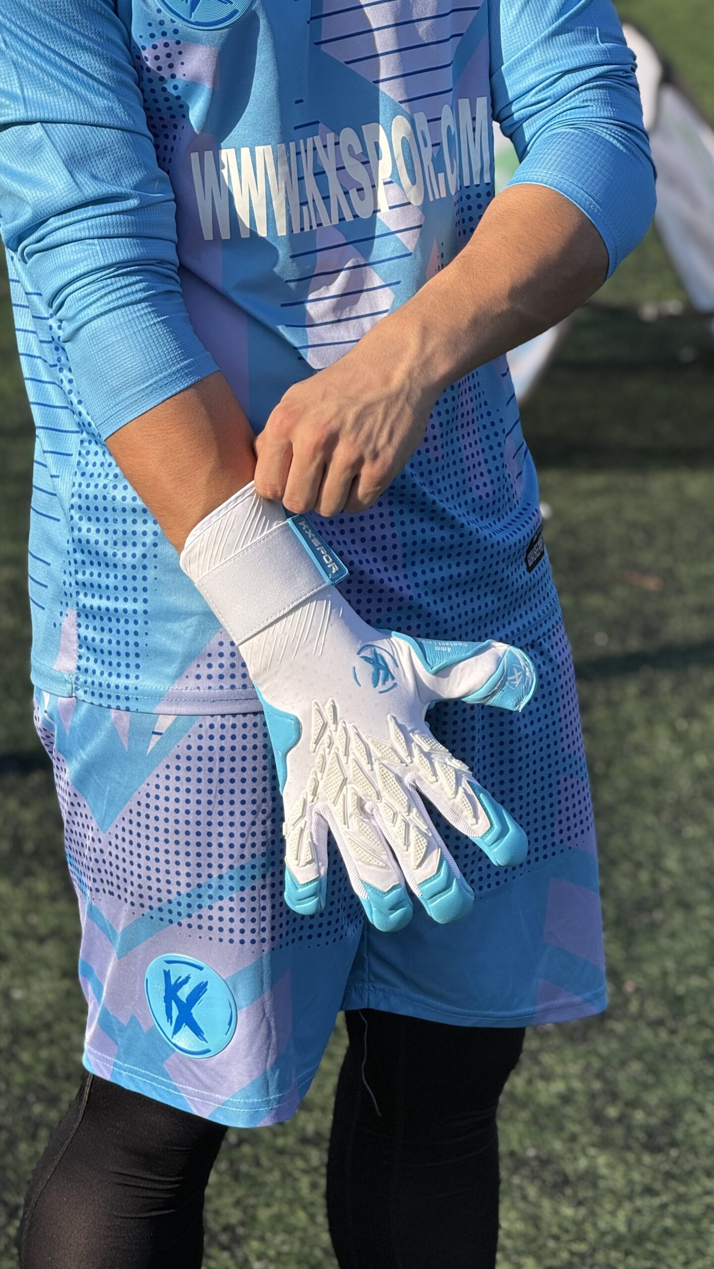 Yeni Kx ‘CRAZY -AQUA’ Profesyonel Kaleci Eldiveni - Image 5