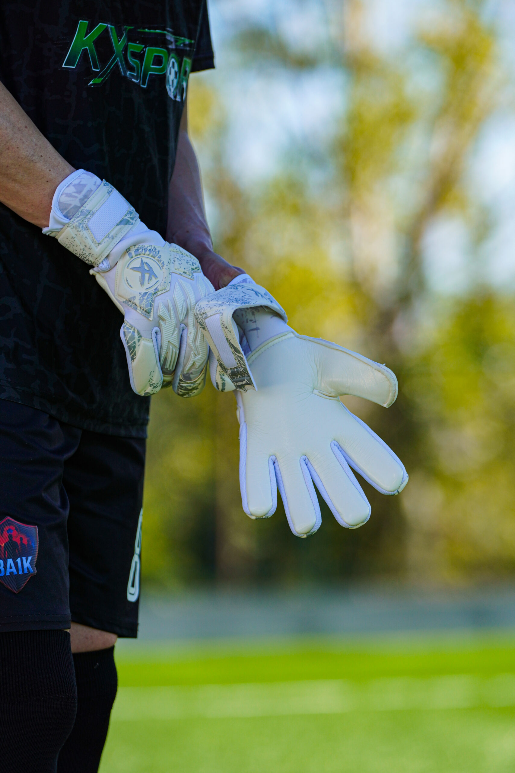 Kx ‘Viper’ Negatif Kesim Profesyonel Maç Eldiveni - Image 4