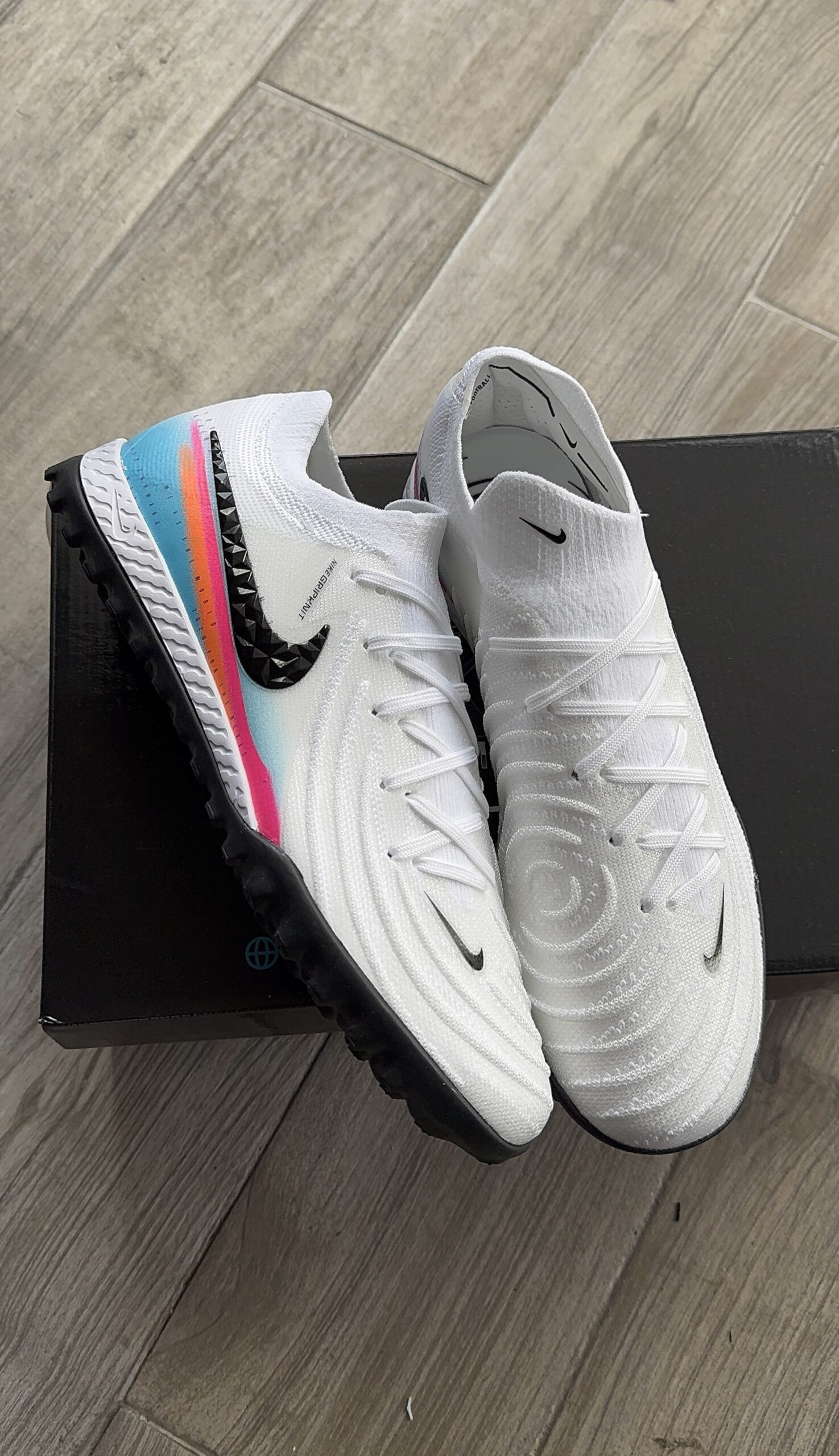 Phantom 6 -Halı Saha- 'Elite Seviye' - Image 3